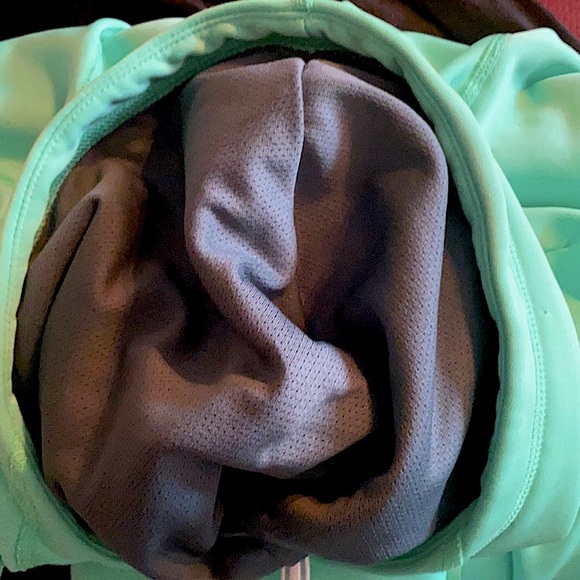 Nike Dry Fit Teal And Gray Hoodie - Picture 2 of 16